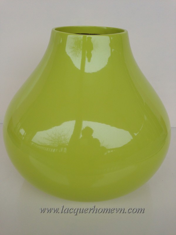 ht1020-bamboo-lacquer-table-vase-dia35xh32cm